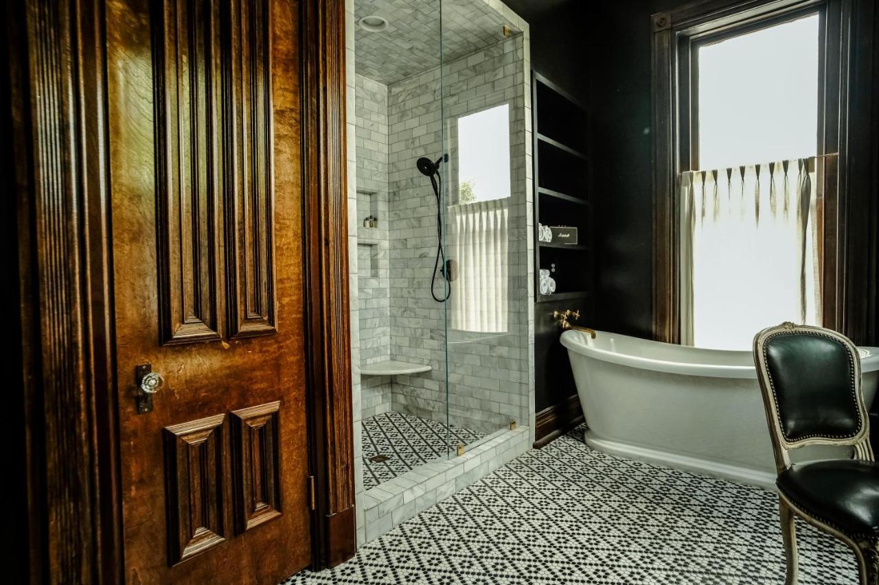 Henrie House I Luxury 4Br Downtown Historic Gem With Library & Patio Villa Nashville Exteriör bild